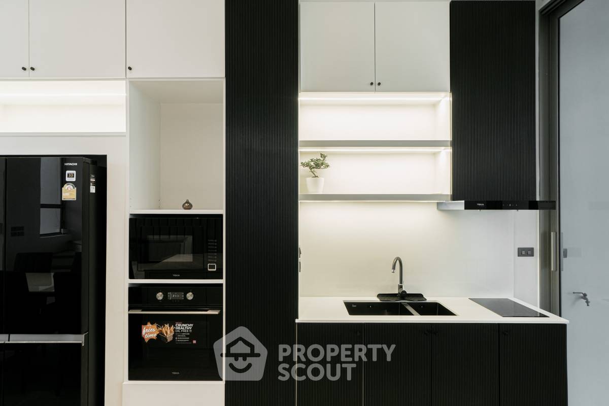 รูป ทาวน์โฮม 3 ห้องนอน ขาย | 262 ตร.ม. | LUXE 35 รัชดา-ลาดพร้าว (จันทรเกษม) (ID 1450654) - รูปที่ 9/25