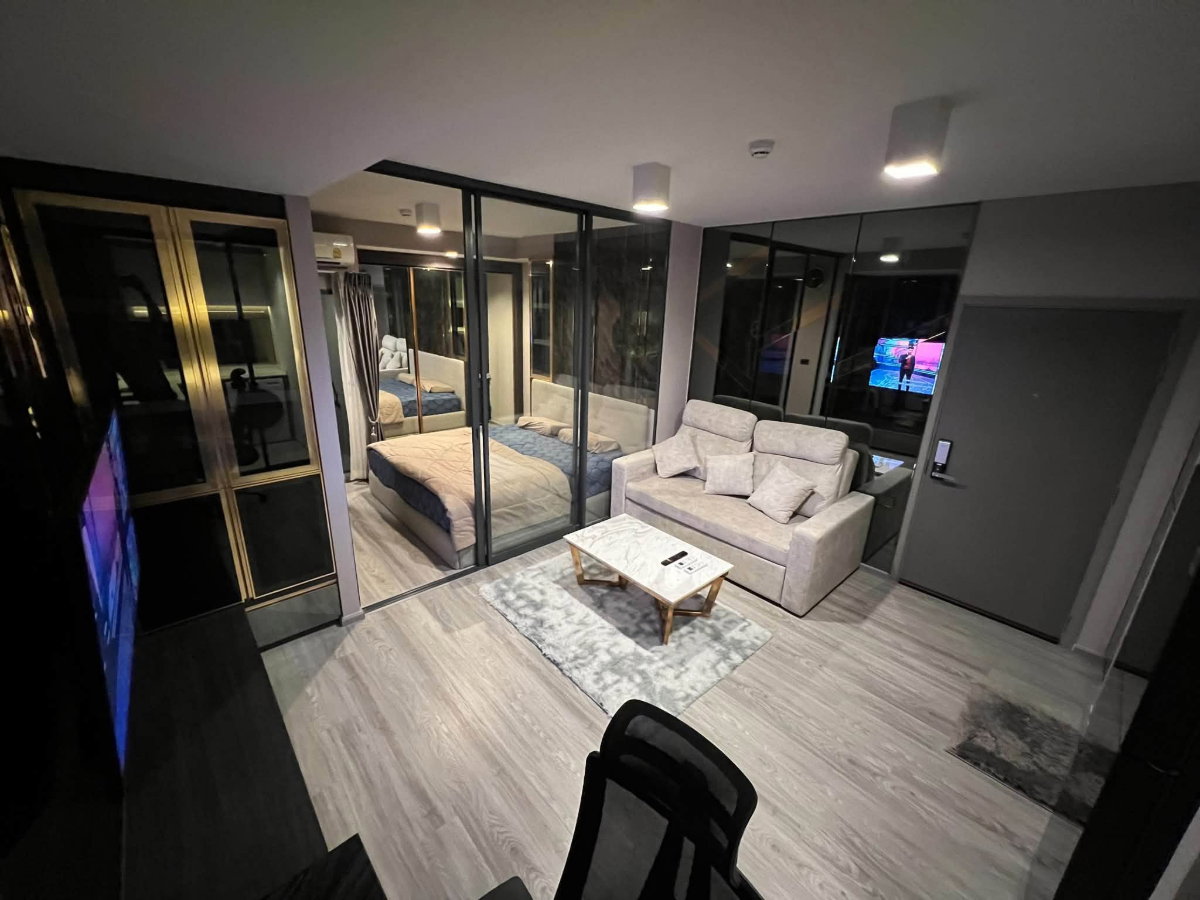 รูป 🔥 IDEO Sathorn - Wongwian Yai ห้องสวย ชั้น 18 ใกล้ BTS วงเวียนใหญ่ เพียง 22,000 บาท/เดือน พร้อมเข้าอยู่! 🏙️✨ - รูปที่ 9/13