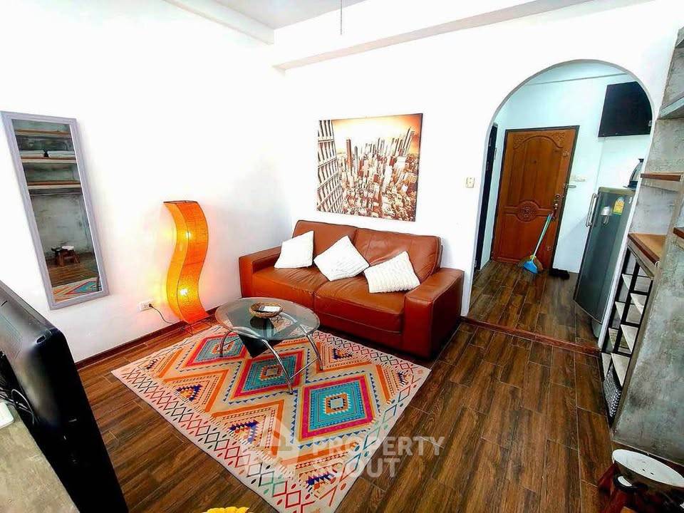 picture 1-BR Condo For Sale (29 Sqm) Thep Thip Mansion, Phratamnak (ID 3097128) - 4/14