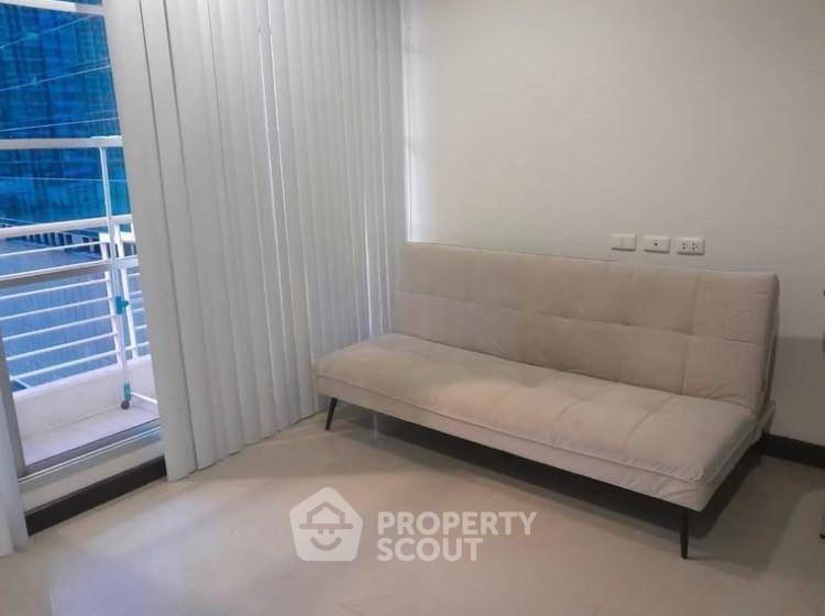 picture 1-BR 48 Sqm Condo, Baan Klang Krung Siam-Pathumwan, 100m to BTS Ratchathewi (ID 3084416) - 4/10