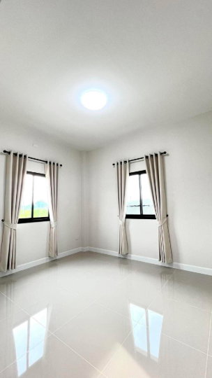 picture Brand New Single-Storey House for Sale - 7/11