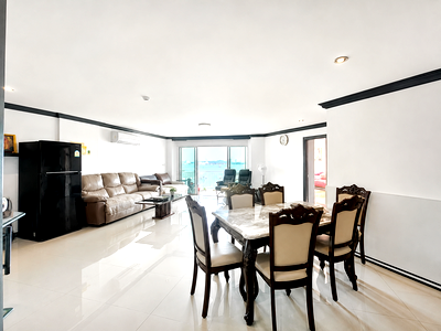 ขายคอนโด : Park Beach Condominium Wongamat 3 Bedroom Beachfront