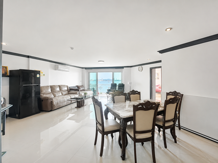 Park Beach Condominium Wongamat 3 Bedroom Beachfront