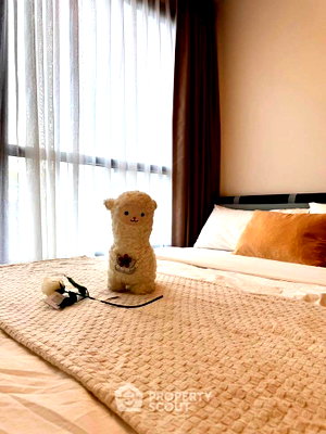 Condos for rent : 1-BR Condo At XT Huaikhwang, 100m to MRT Huai Khwang (ID 3005858)