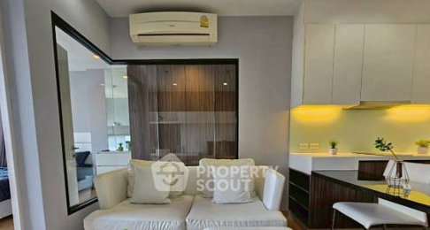 High-Floor 1-BR 38 Sqm Urbano Absolute Near BTS Krung Thon Buri (ID 3096966)