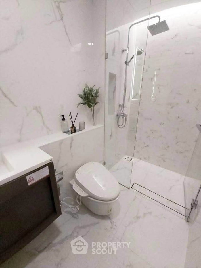 picture Well-Priced 2-BR 75 Sqm Siamese Exclusive Queens Near MRT Queen Sirikit (100m) (ID 3096688) - 6/7