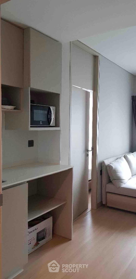 picture 1-BR Condo At Lumpini Suite Phetchaburi–Makkasan, 15th Floor Near ARL Makkasan (ID 3088103) - 2/4
