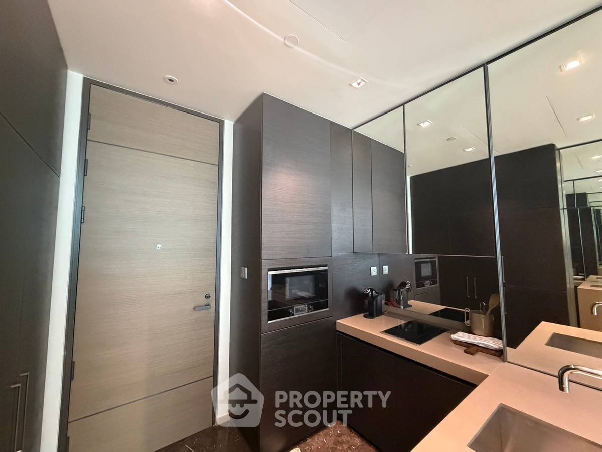 picture 2-BR 89 Sqm High-Floor At 28 Chidlom near BTS Chit Lom (300m) (ID 3096877) - 6/10