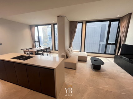 รูปภาพ Hyde Heritage for rent, a room that comes with furniture and a very spacious room. can pack bag You can move in now.