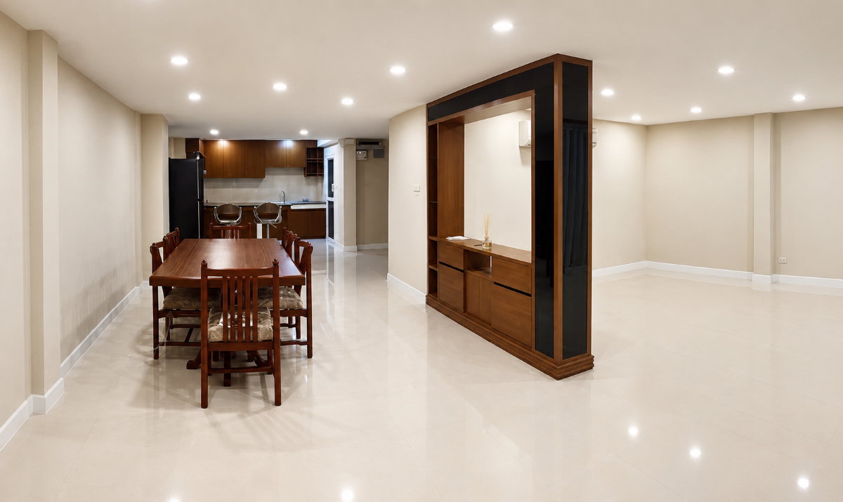 รูป ให้เช่า Townhome 3 ชั้น ซอยเอกมัย (ตรงข้ามซอยเอกมัย 4) ทำเลใจกลางสุขุมวิท เพียง 600 เมตรจาก BTS เอกมัย เหมาะสำหรับอยู่อาศัยหรือทำ Home Office - รูปที่ 2/10