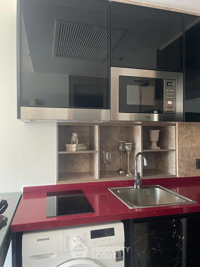 picture Pet-Friendly 1-BR Condo At The Riviera Ocean Drive, High-Floor (ID 2658726) - 11/19