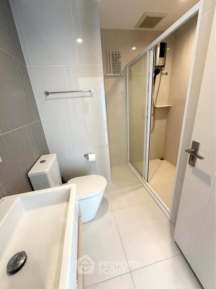 รูป คอนโด 2 ห้องนอน ชั้นสูง 34 60 ตร.ม. ขาย The Key Sathorn - Charoenraj (ID 3094542) - รูปที่ 9/20