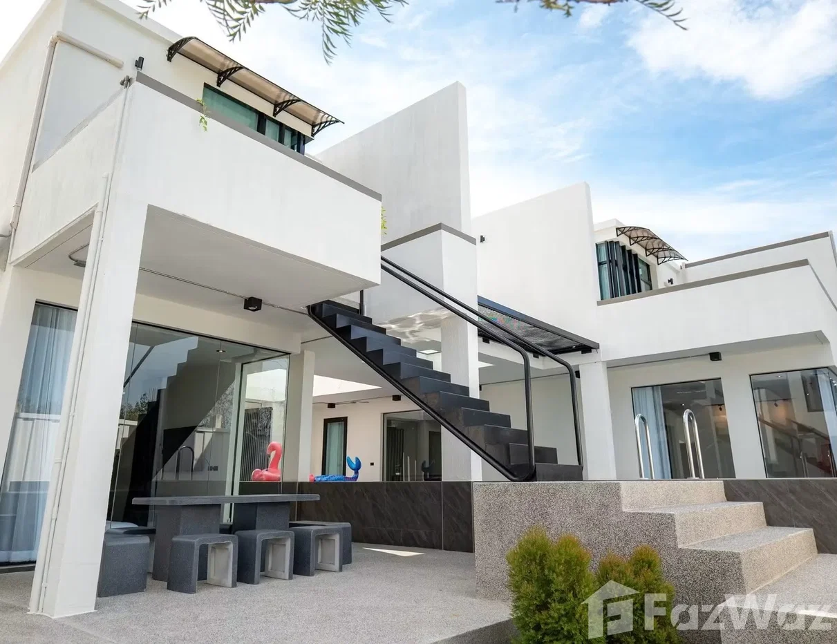 picture Brand New Luxury Pool Villa | Spacious Open Living | Private 6591676 - 1/29