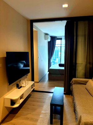 Condos for rent : For Rent Condo THE LINE PHAHONYOTHIN PARK Building 1, Floor 9,1 bed room, Room size 35 sqm