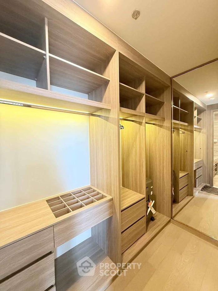 รูป คอนโด 3 ห้องนอน 131 ตร.ม. ชั้น 35 ที่ Celes Asoke ใกล้ MRT สุขุมวิท 50 ม. (ID 3091196) - รูปที่ 12/14