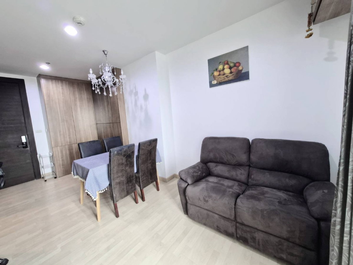 picture Condo for Sale✨“𝐑𝐡𝐲𝐭𝐡𝐦 𝐑𝐚𝐭𝐜𝐡𝐚𝐝𝐚“ ✨𝐒𝐩𝐞𝐜𝐢𝐚𝐥 𝐏𝐫𝐢𝐜𝐞 𝟒.𝟔𝟓 𝐌𝐁.❗️Size 46 Sq.m. 21st Floor - 9/26
