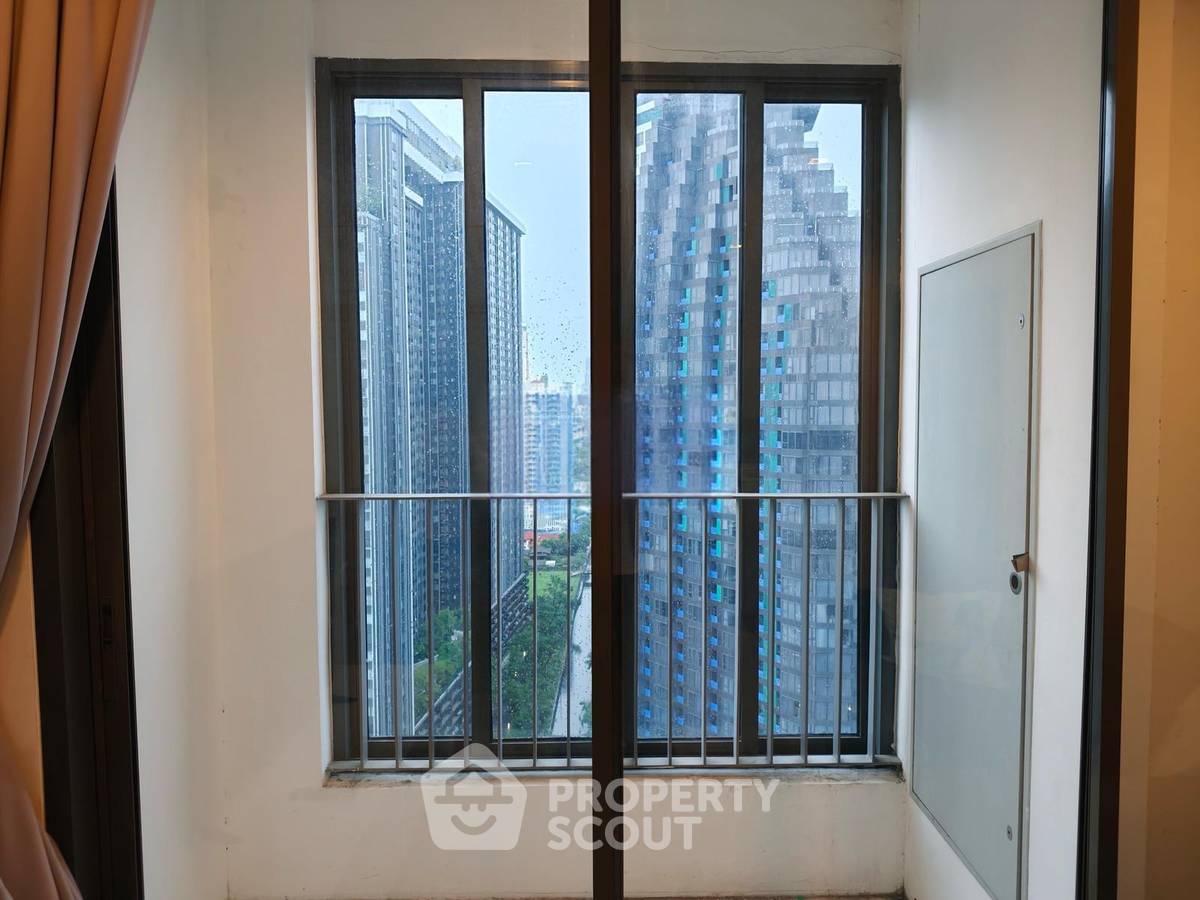 picture 2-BR Condo At Ideo Mobi Rama 9, 200m To MRT Phra Ram 9 (ID 3028879) - 16/18
