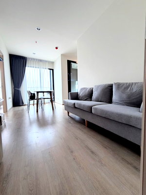 Condos for rent : Ready to move in❗️"𝐍𝐮𝐞 𝐃𝐢𝐬𝐭𝐫𝐢𝐜𝐭 𝐑𝟗" 3 Bedrooms 2 Bathrooms Size 60.4 Sq.m. Tower R