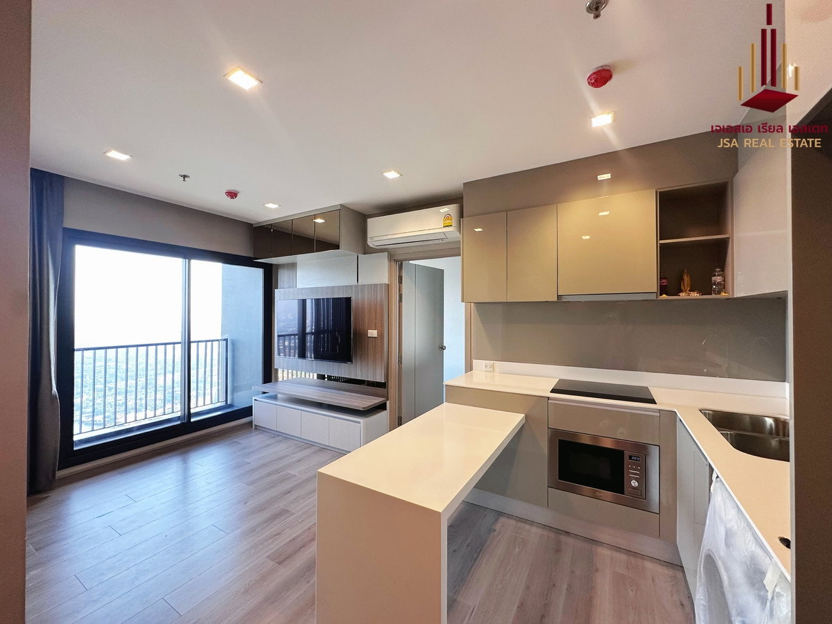 picture ✨ For Sale: The Politan Rive Condo ✨ 💰 Only 5,000,000 THB - 3/4