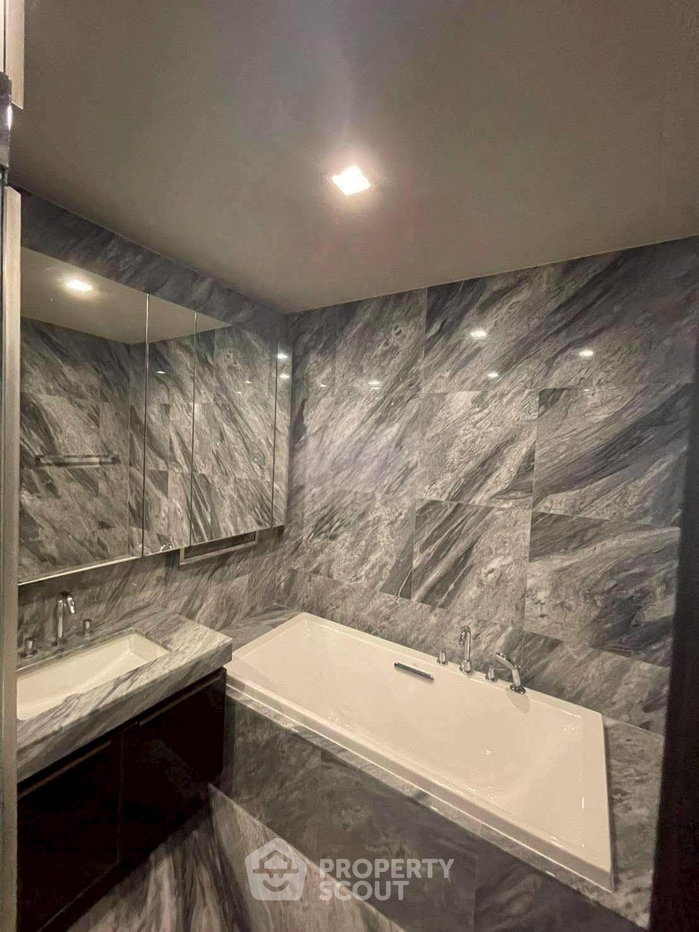 picture 16th-Floor 1-BR 48 Sqm At The Monument Sanampao, BTS Ari 100m (ID 3032721) - 5/5