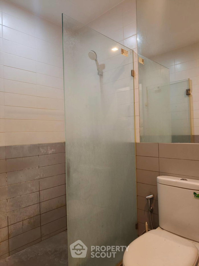 picture 2-BR Condo At Ideo Mobi Rama 9, 200m To MRT Phra Ram 9 (ID 3028879) - 4/18