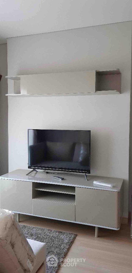picture 1-BR Condo At Lumpini Suite Phetchaburi–Makkasan, 15th Floor Near ARL Makkasan (ID 3088103) - 1/4