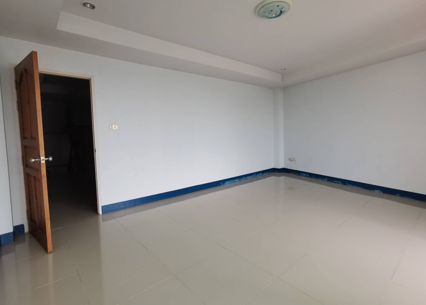 picture SHOP HOUSE 36.6 Sq.w. Muang Nakhon Ratchasima Nakhon Ratchasima for 6.7M - 13/15