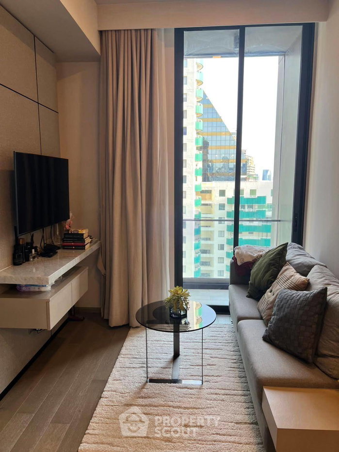picture High-Floor 1-BR 42 Sqm Celes Asoke near MRT Sukhumvit (50m) (ID 2997521) - 8/11