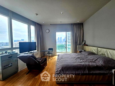 คอนโดให้เช่า : คอนโด 3 ห้องนอน ให้เช่า ขนาด 192 ตร.ม. Millennium Residence ใกล้ BTS อโศก (ID 3093483)