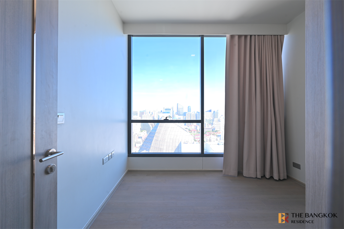 รูป คอนโด Luxury ราคาพิเศษ เซอเลส อโศก ใกล้ BTS สถานีอโศก - รูปที่ 3/10