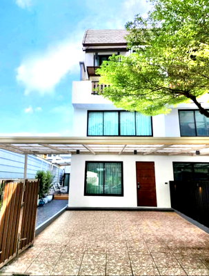 ทาวน์โฮมให้เช่า : ให้เช่าบ้าน อารียา แมนดารีนา สุขุมวิท 77 (AREEYA MANDARINA SUKHUMVIT 77) ถนนอ่อนนุช (ถนนสุขุมวิท 77) แขวงสวนหลวง