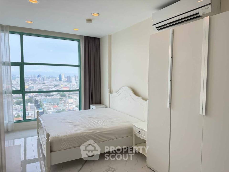รูป คอนโด 3 ห้องนอน 200 ตร.ม. ชั้น 35 ที่ แชทริยม ริเวอร์ไซด์ฯ ใกล้ BTS สะพานตากสิน (ID 3099003) - รูปที่ 17/21