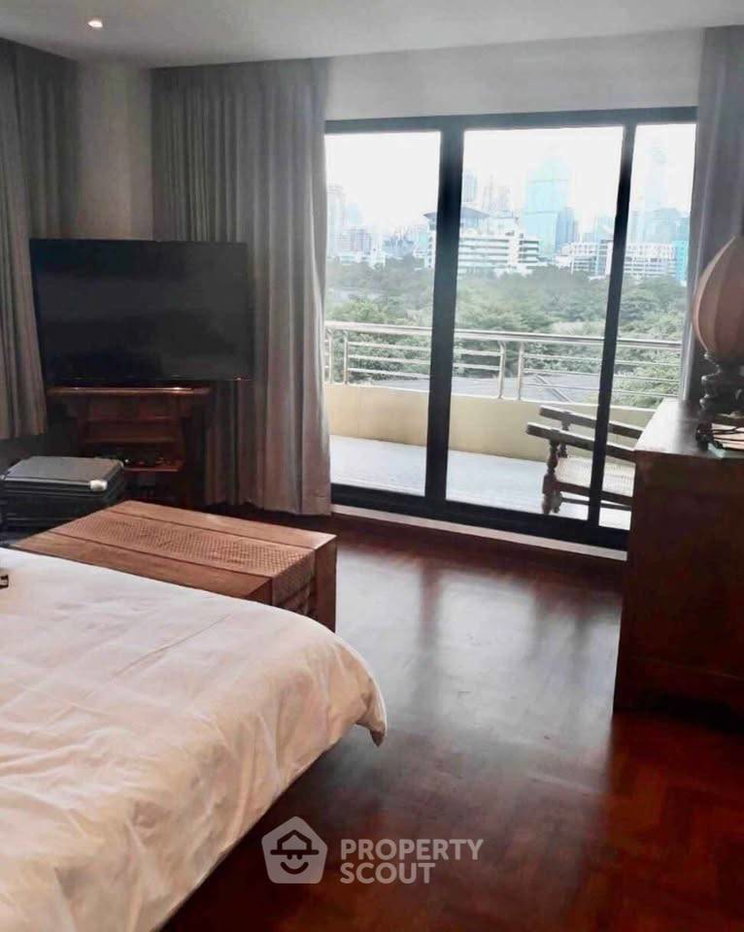 picture 2-BR 116 Sqm Condo For Rent At Supreme Ville Condominium, MRT Khlong Toei (ID 3098514) - 9/23