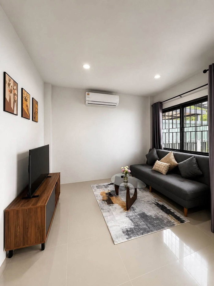 picture Two-Storey Detached House in Peaceful Village - 3/15