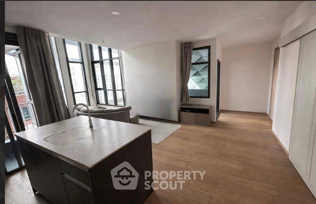picture 1-BR 72 Sqm High-Floor Condo At Q Chid Lom–Phetchaburi, BTS Chit Lom (ID 3102138) - 3/5