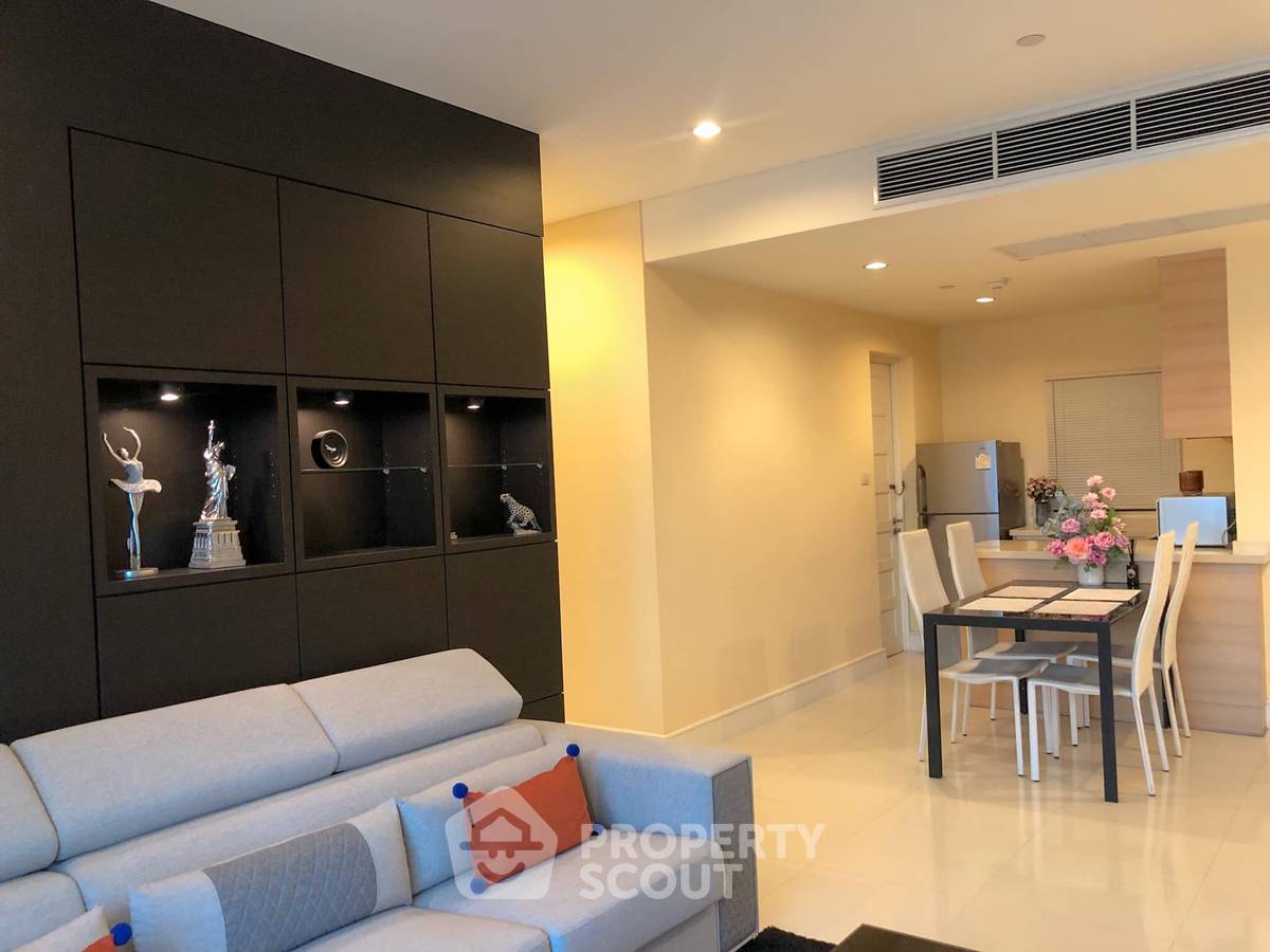 รูป คอนโด 2 ห้องนอน พร้อมเลี้ยงสัตว์ Aguston Sukhumvit 22 ชั้น 15 ใกล้ MRT Queen Sirikit 400 ม. (ID 399945) - รูปที่ 10/18