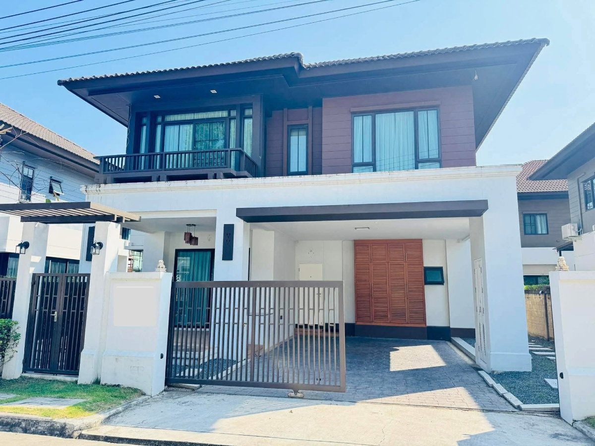 รูป 🏡 ให้เช่าบ้านเดี่ยว 2 ชั้น หลังใหญ่ ตกแต่งสไตล์โมเดิร์น ในโครงการคุณภาพ ความปลอดภัยสูง โซนรวมโชค ใกล้ห้างสรรพสินค้า, โรงเรียนนานาชาติ - รูปที่ 1/7