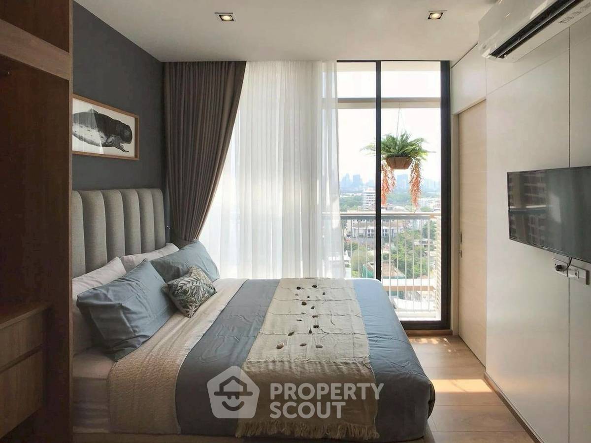 picture 1-BR Condo at Park Origin Phrom Phong, Ground Floor near BTS Phrom Phong (ID 3096977) - 2/9