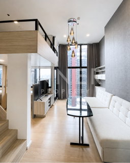 รูปภาพ Near MRT Rama 9🏙️(For Rent) Chewathai Residence Asoke 💵 23,000 THB (Duplex - Loft, 37 sqm)