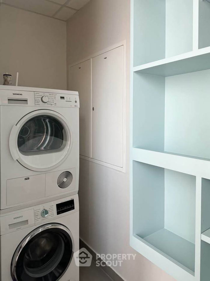picture 2-BR Condo At Sindhorn Residence, 158 Sqm Near BTS Ratchadamri (ID 3098160) - 12/12