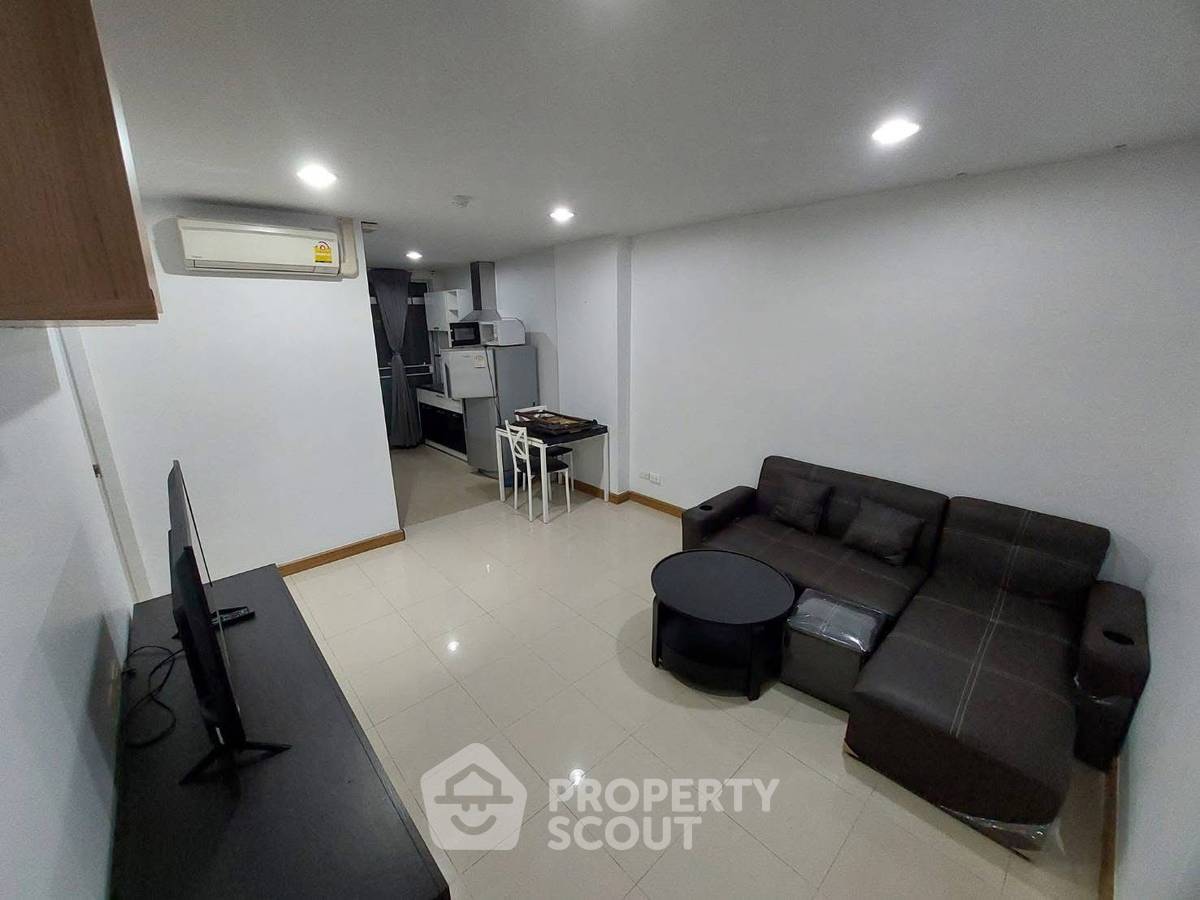 picture 1-BR 41 Sqm Condo At The Link Sukhumvit 50, 200m to BTS On Nut (ID 3101561) - 2/6