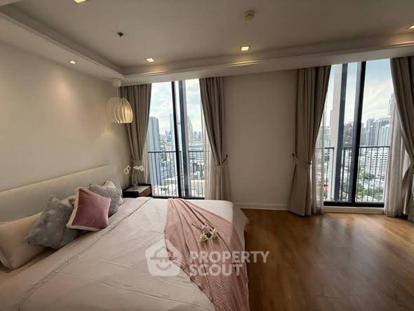 รูป คอนโดมิเนียม 3 ห้องนอน ชั้น 28 ขนาด 135 ตร.ม. ขาย Noble Around Sukhumvit 33 ใกล้ BTS พร้อมพงษ์ (ID 3101756) - รูปที่ 3/5