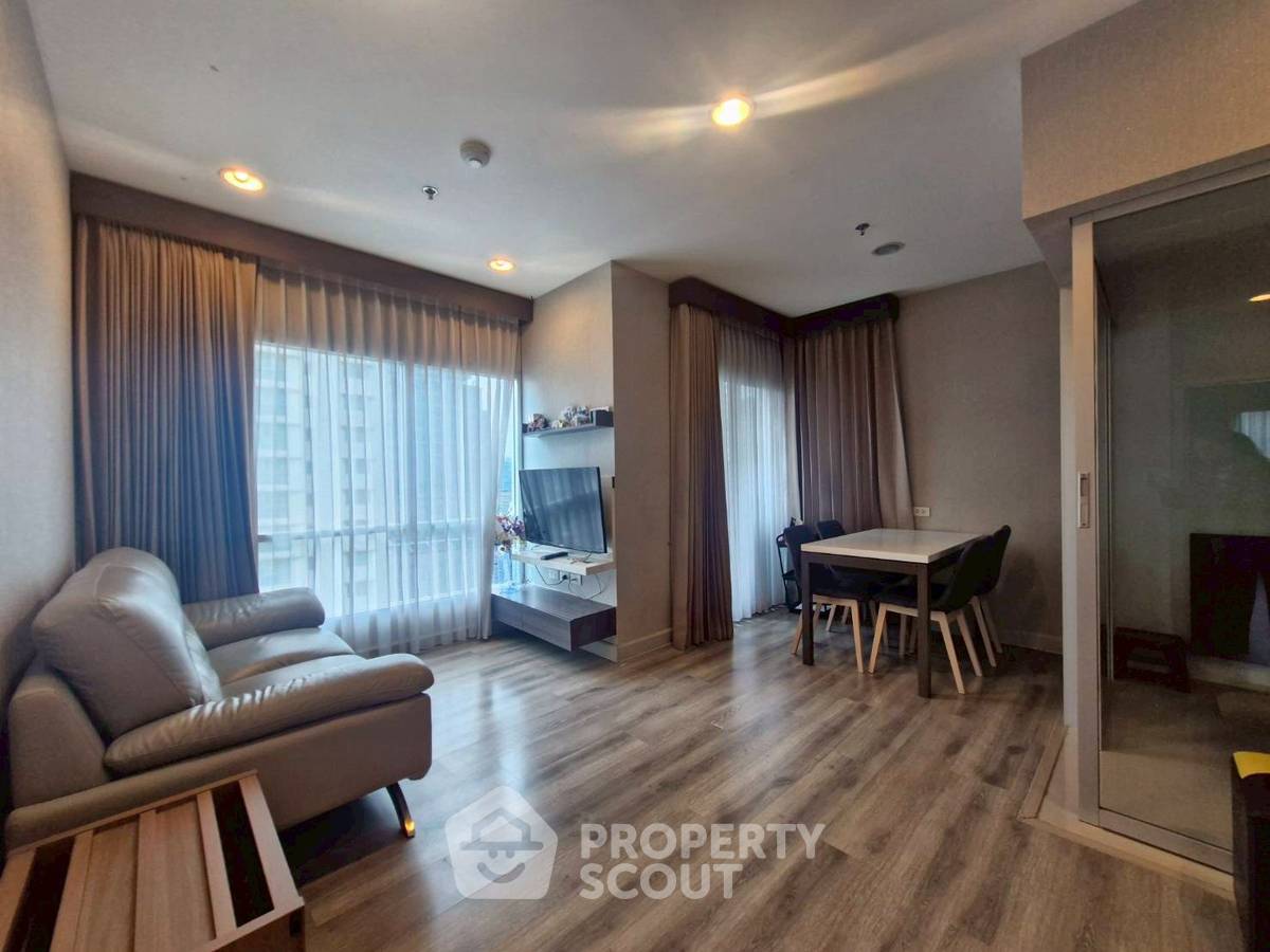 รูป คอนโด 2 ห้องนอน Centric Sathorn–St. Louis ใกล้ BTS เซนต์หลุยส์ 200 ม. (ID 2383430) - รูปที่ 2/7