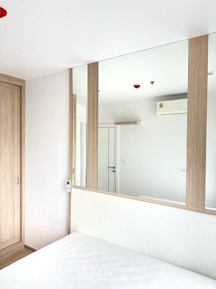 picture Great Value 2-BR Condo For Sale, Life Asoke - Rama 9, 300m to MRT Phra Ram 9 (ID 3086004) - 9/10