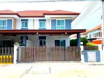 เช่าบ้านเดี่ยว อมตะนคร : บ้านเช่าบ้านริมสวน  ใกล้นิคมอมตะ หมู่บ้าน บ้านริมสวน ✅  พร้อมเข้าอยู่ #HR0087