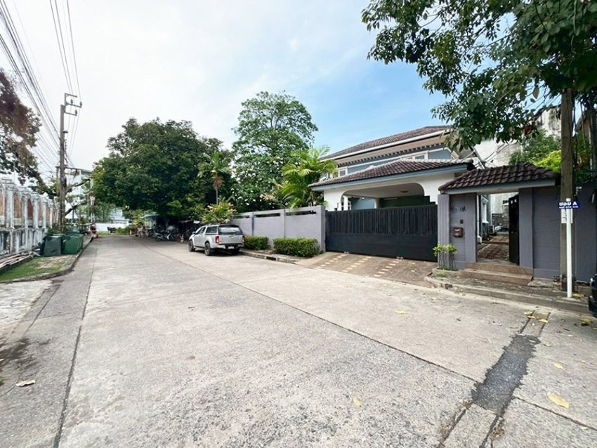 picture For Rent Detached house Sukhumvit Garden City Sukhumvit50 GH593 - 1/18