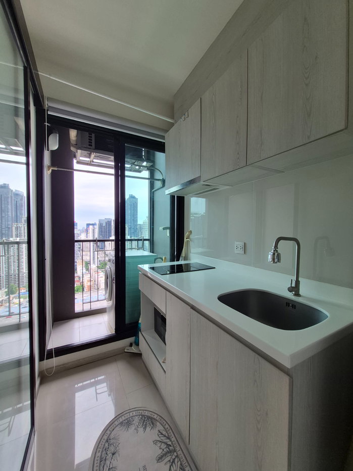 รูป ขายคอนโด Life Asoke (ไลฟ์ อโศก) ชั้นสูง วิวสวย พร้อมเข้าอยู่! - รูปที่ 6/10