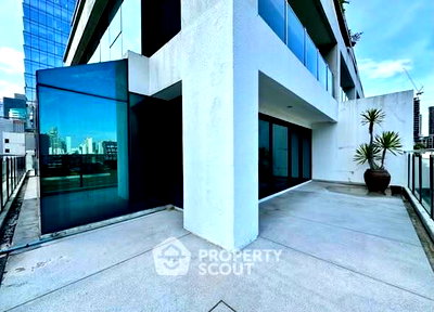 คอนโดให้เช่า : คอนโด 2 ห้องนอน ขนาด 135 ตร.ม. ที่ New House Condominium ใกล้ BTS ชิดลม 200 ม. (ID 3101337)
