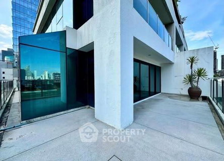 รูปภาพ คอนโด 2 ห้องนอน ขนาด 135 ตร.ม. ที่ New House Condominium ใกล้ BTS ชิดลม 200 ม. (ID 3101337)
