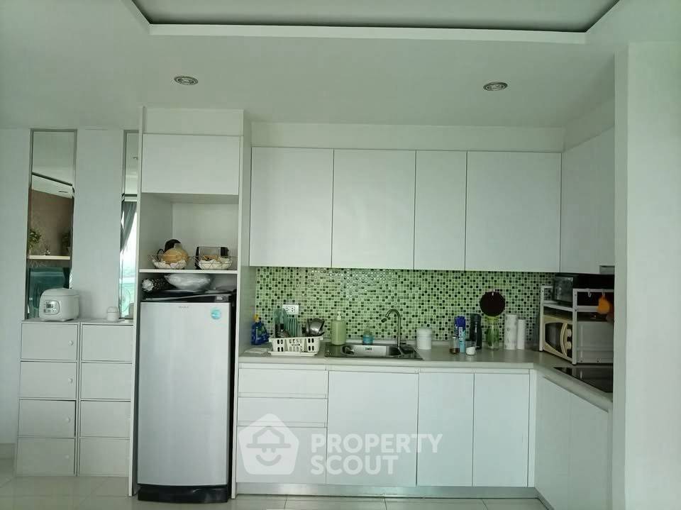 picture 2-BR Condo For Sale, Amazon Residence Pattaya, 8th-Floor (ID 3100525) - 1/17